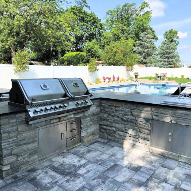 Outdoor Kitchen